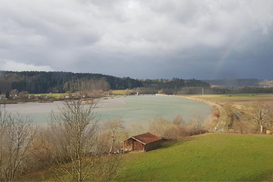 Stille X Weite - Hochwertige Wohnung Mit See-Panorama Kronburg Kültér fotó